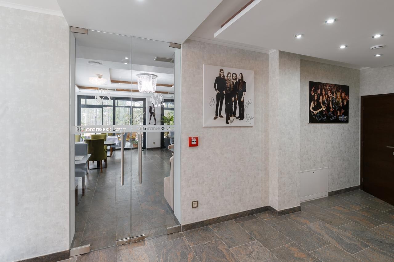 Hotel Bystra Snina Exterior photo